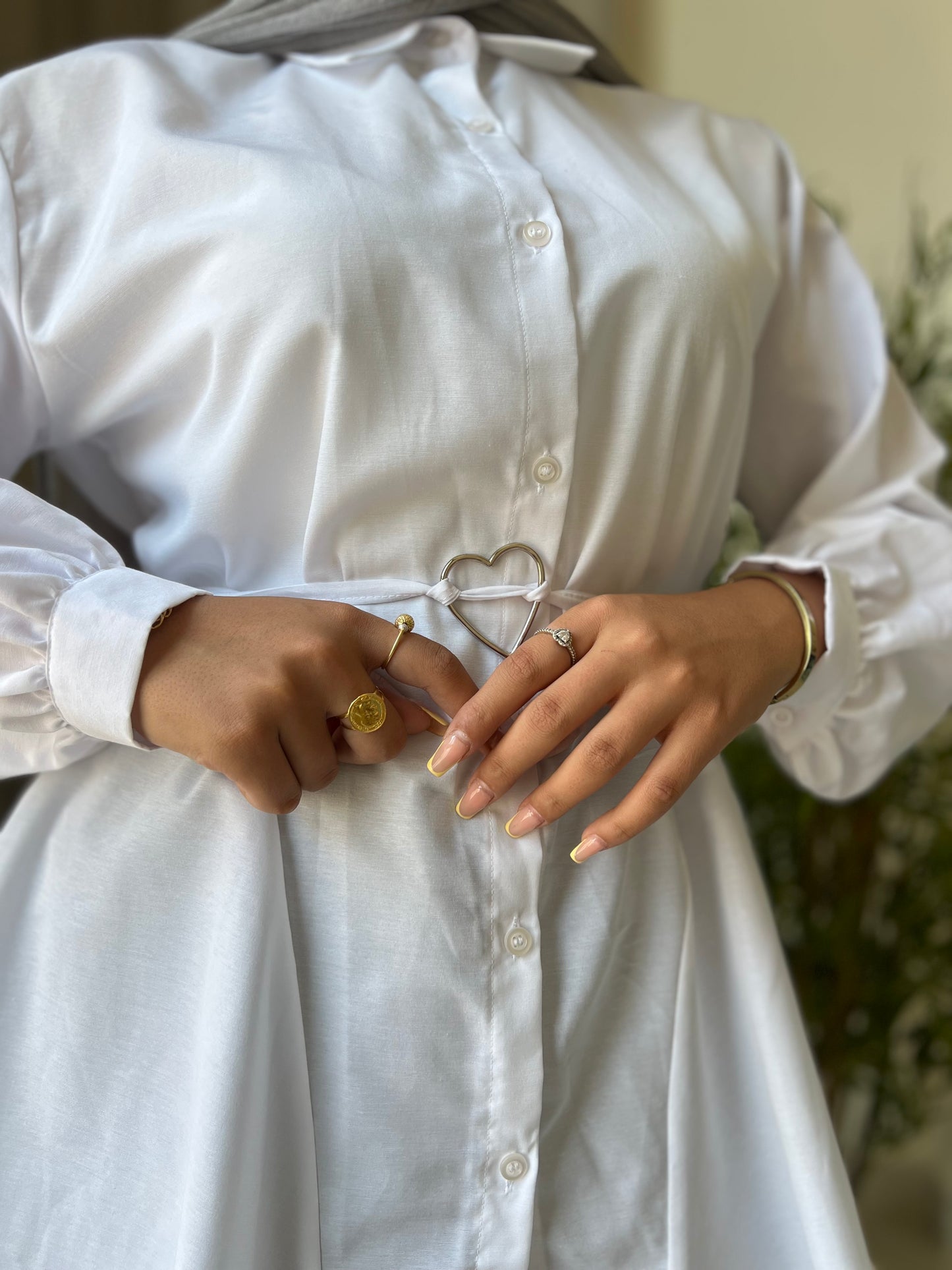 Chemise with heart belt