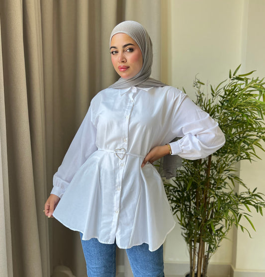 Chemise with heart belt